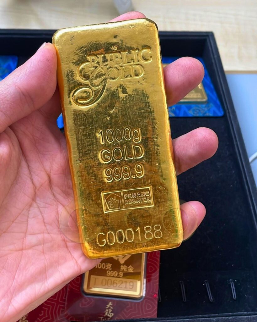 Emas pelaburan 1 kilogram Public Gold